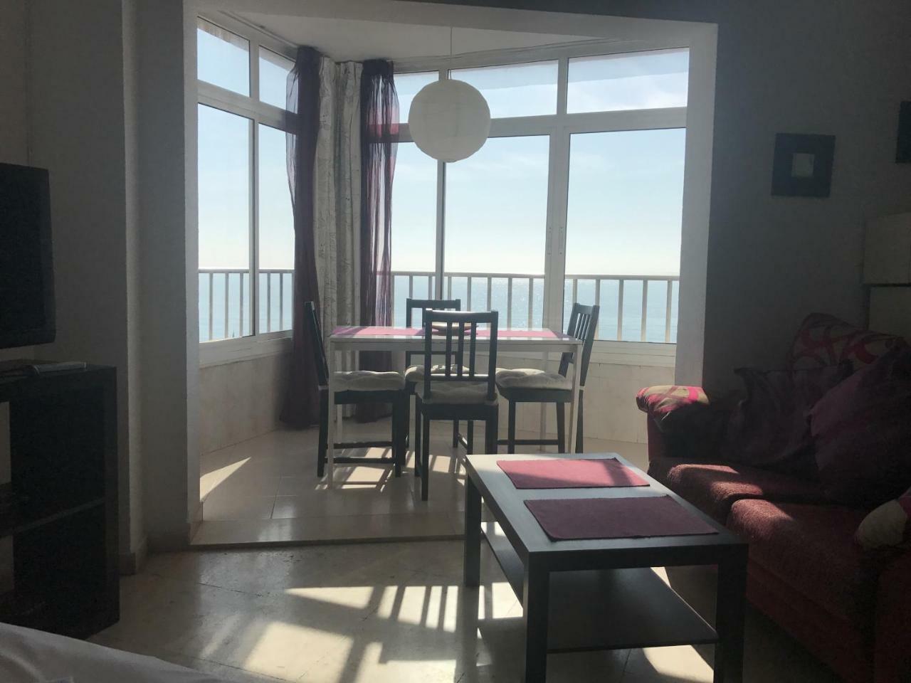 Palm Beach 7Th - La Carihuela توريمولينوس المظهر الخارجي الصورة